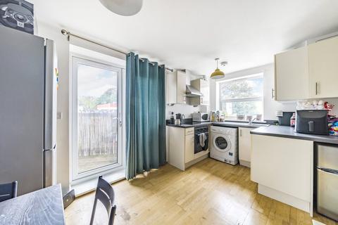 undefined, Rosemount Avenue, West Byfleet, KT14