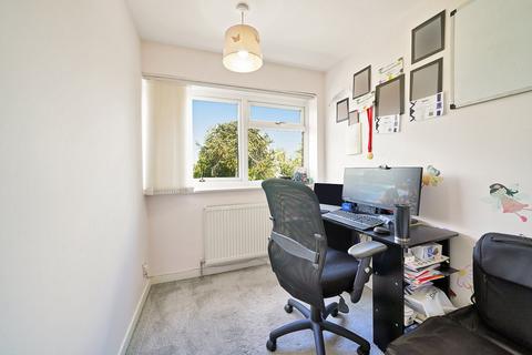 15 Willow Mount, Croydon, CR0 5LD