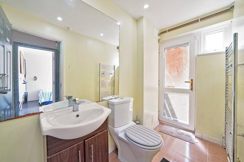 15 Willow Mount, Croydon, CR0 5LD