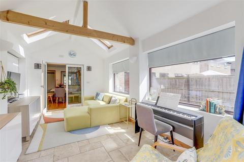 3 bedroom link detached house for sale, Tudor Close, Long Eaton NG10