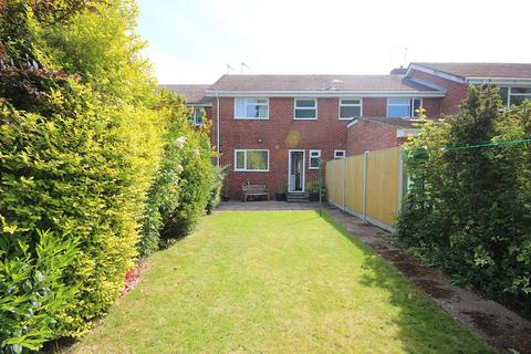18 Fairview Drive, Broadstone, BH18 9AP