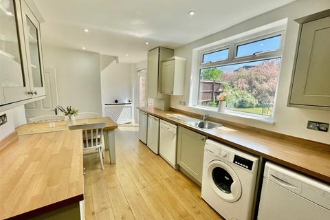9 Curtismill Close, Orpington, BR5 2JX