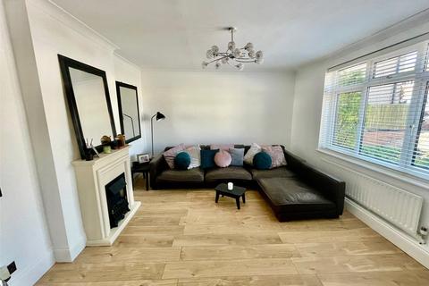 9 Curtismill Close, Orpington, BR5 2JX