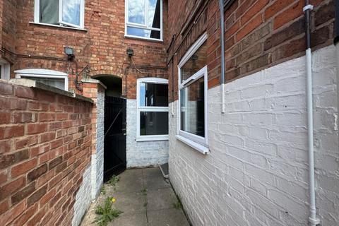 176 Pool Road, Leicester, LE3 9GF