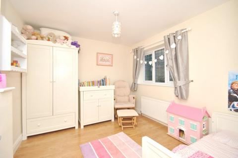 56 Eastern Way, Letchworth Garden City, SG6 4PB