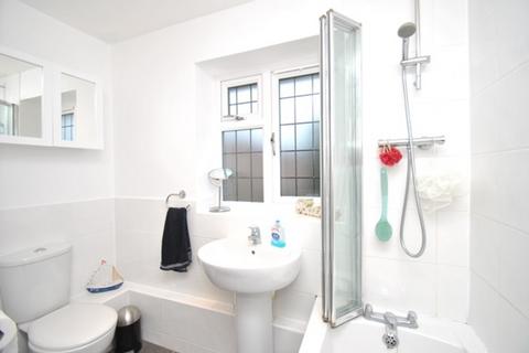 56 Eastern Way, Letchworth Garden City, SG6 4PB