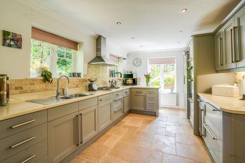 5 bedroom detached house for sale, The Copse, Warlingham CR6