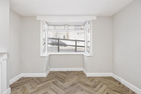 85 Millers Road, Brighton, BN1 5NQ