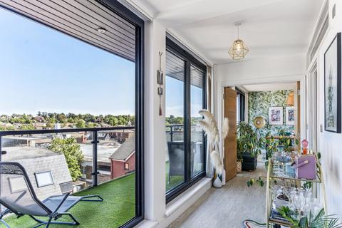 2 bedroom penthouse for sale, Brand Street, Hitchin, SG5