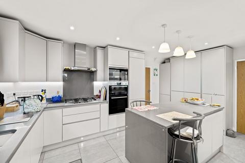 4 bedroom detached house for sale, St Vincent Road, St Margarets-At-Cliffe, Dover, CT15