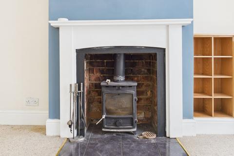 8 Agnes Villas, Nottingham, NG3 5HX