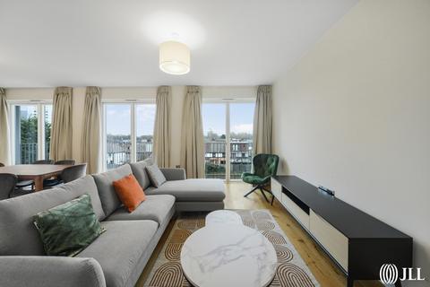 3 bedroom flat to rent, Copperworks Wharf London E15