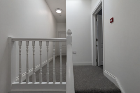 5 bedroom flat share to rent, Aldermans Hill, London N13