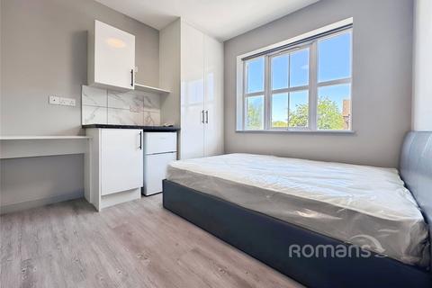 1 bedroom in a house share to rent, Kings Road, Fleet, Hampshire, GU51