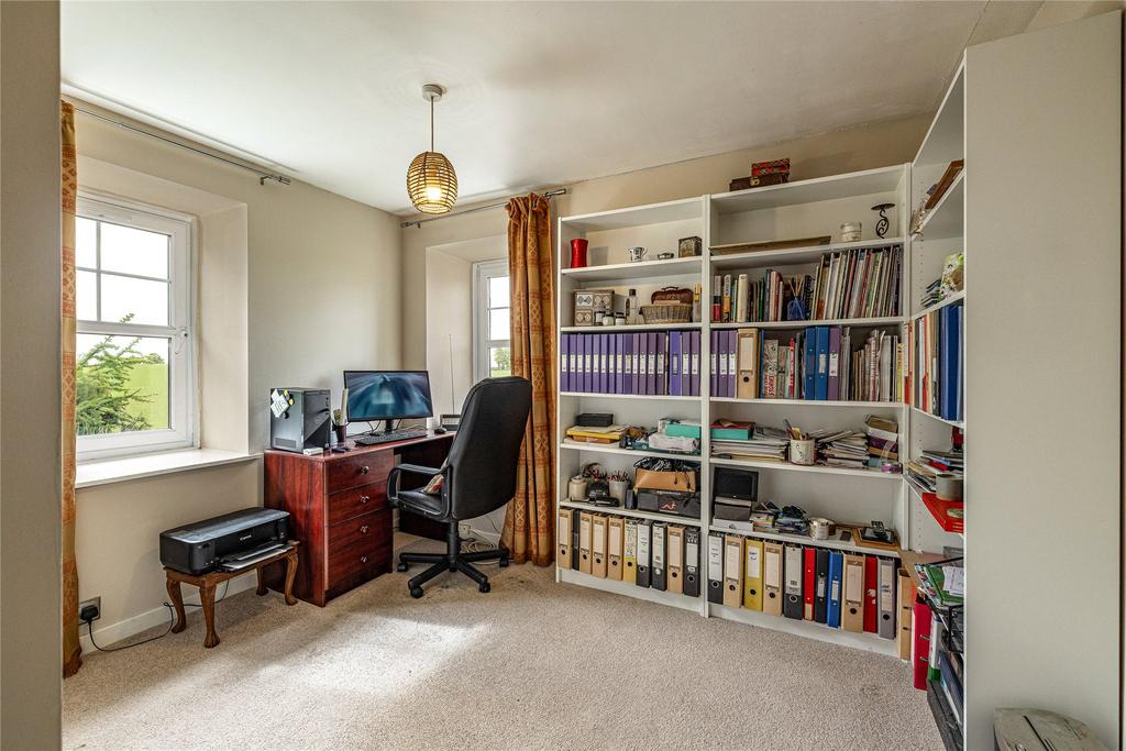 Bedroom/Study