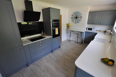 2 bedroom bungalow for sale, The Vineries, Wimborne, BH21