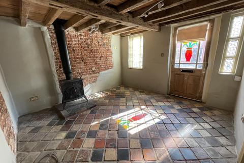 2 bedroom end of terrace house for sale, Windmill Cottage, Bullock Fair Close, Harleston, Norfolk IP20 9AT