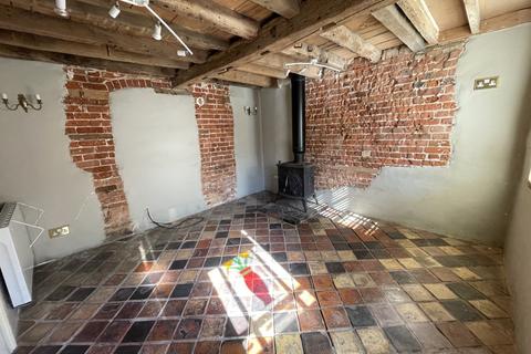 2 bedroom end of terrace house for sale, Windmill Cottage, Bullock Fair Close, Harleston, Norfolk IP20 9AT