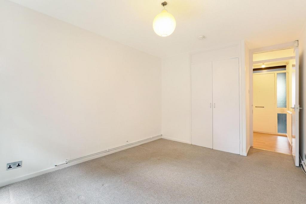 Bedroom ALT.jpeg