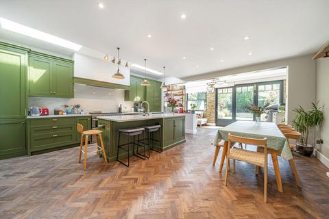 1 Norman Avenue, Twickenham, TW1 2LY