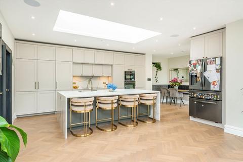 54a Mostyn Road, London, SW19 3LN