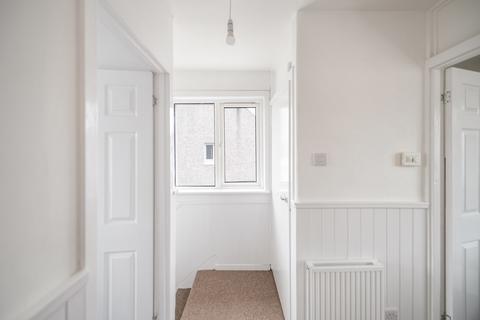 37 Bruce Crescent, Plean, Stirling, FK7 8DJ