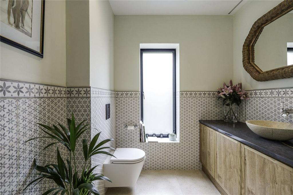 Guest Bathroom