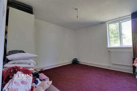 undefined, Hanwell, W7