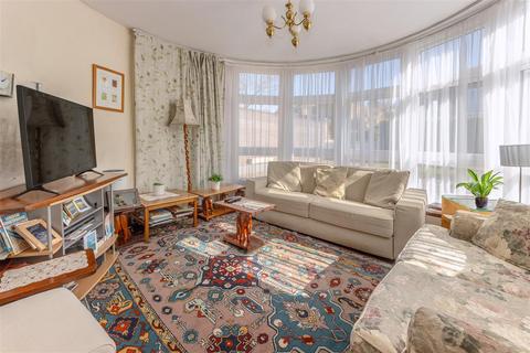 4 bedroom house for sale, View Road, Highgate, London, N6
