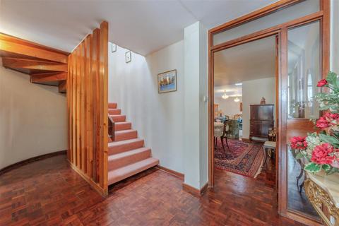 4 bedroom house for sale, View Road, Highgate, London, N6
