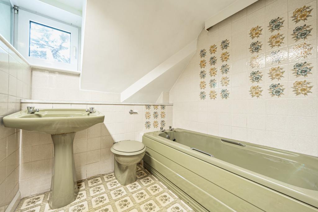 En Suite for Bedroom 1