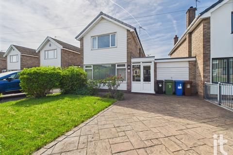 Rhos Drive, Hazel Grove, Stockport, SK7