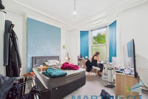 6 bedroom terraced house for sale, Sheil Road, Kensington, Liverpool