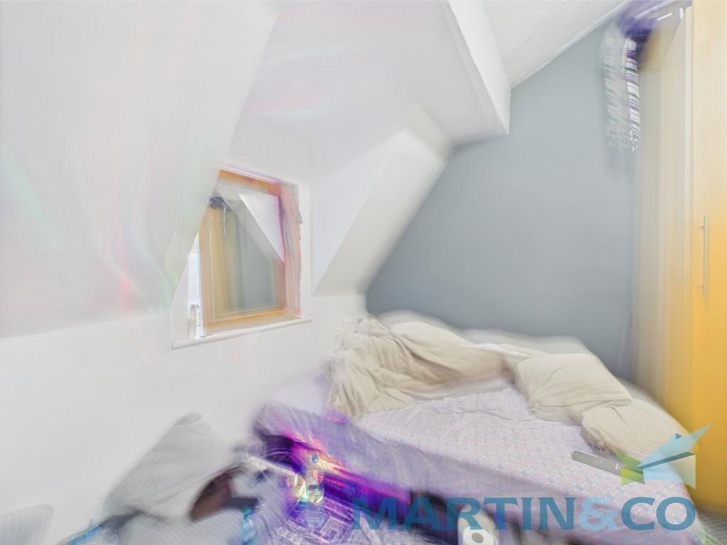 Cam01870 g0 pr0164 still018