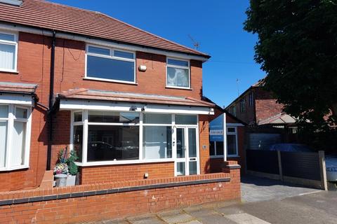4 bedroom semi-detached house for sale, Sunnyfield Road, Prestwich, M25