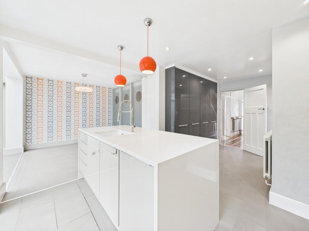 Cam04578 g0 pr0030 still013