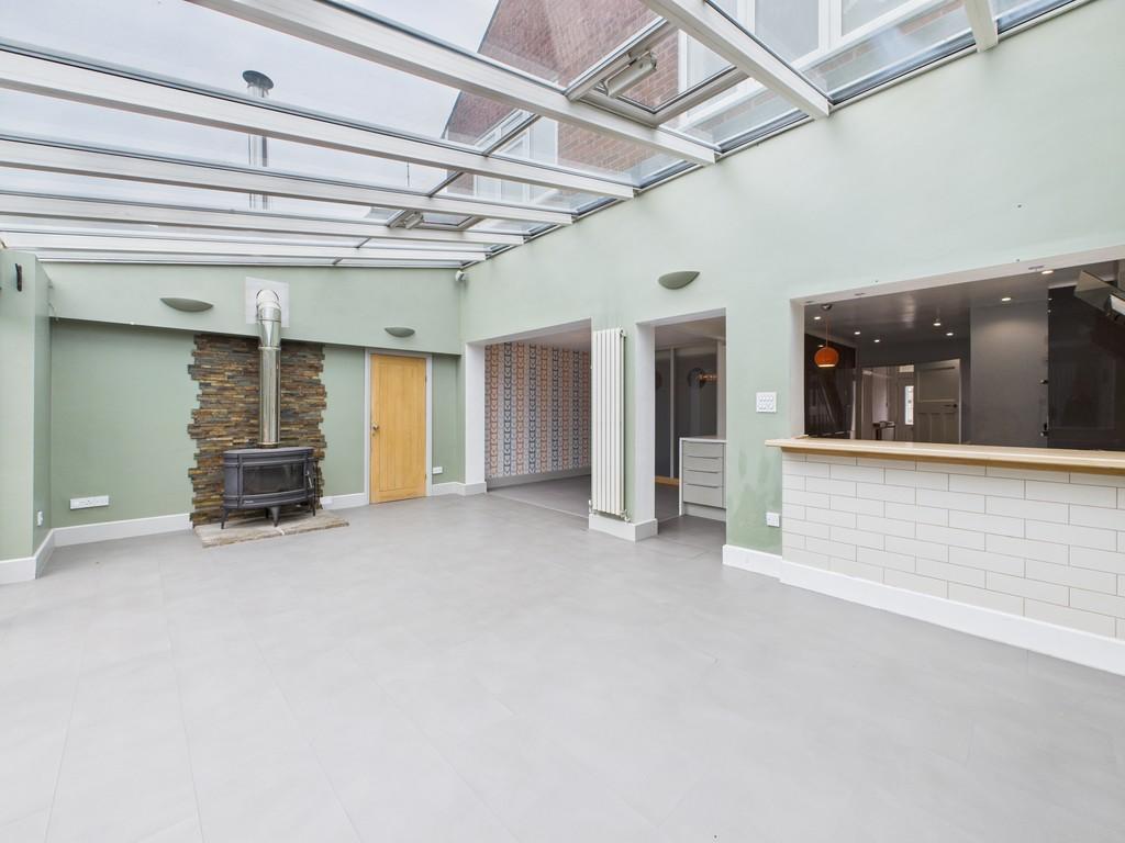 Cam04578 g0 pr0030 still017