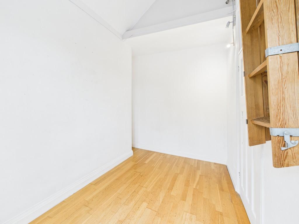 Cam04578 g0 pr0030 still052