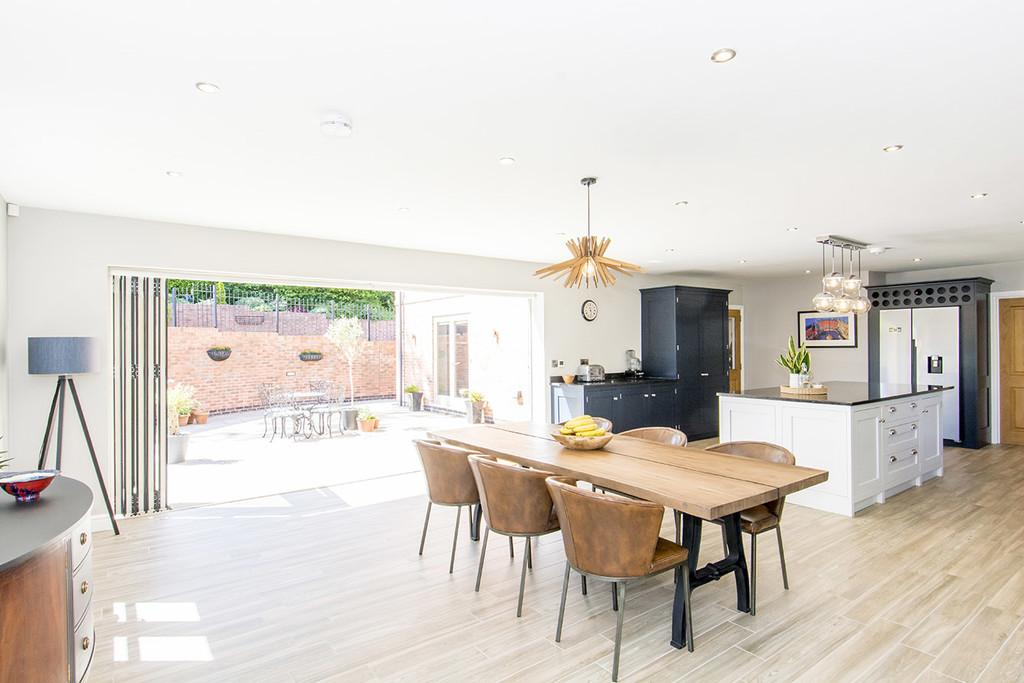 Kitchen/Diner/Living