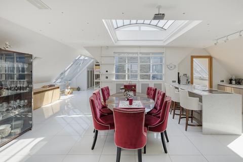 4 bedroom flat for sale, Drayton Gardens, London SW10