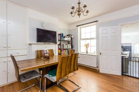 46 Irchester Road, Rushden, NN10 9XE