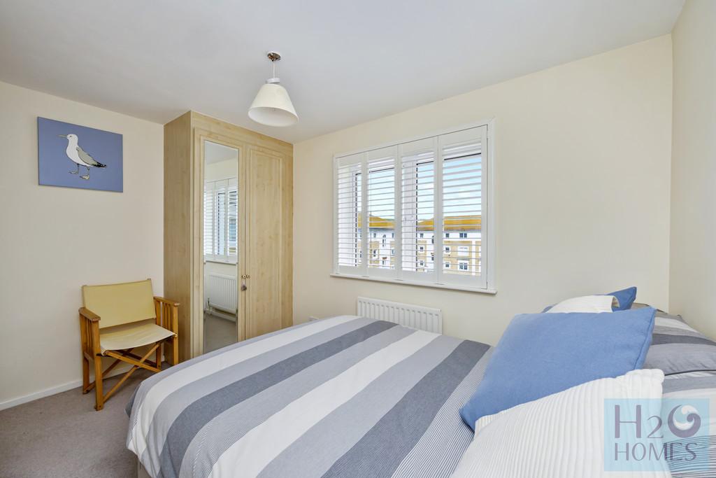 Collingwood Court, 13-011