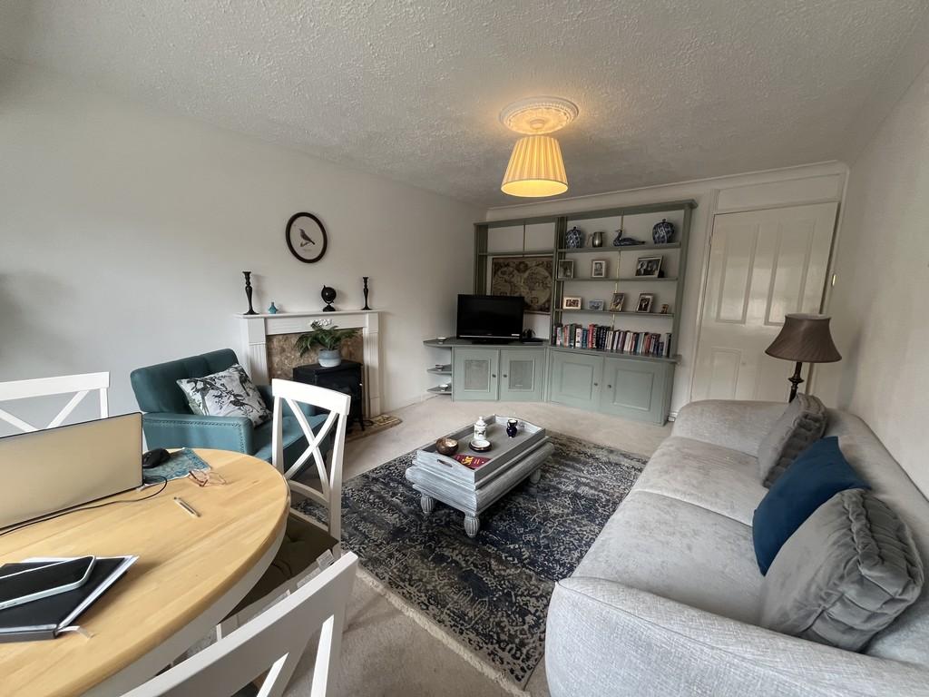Living room 2