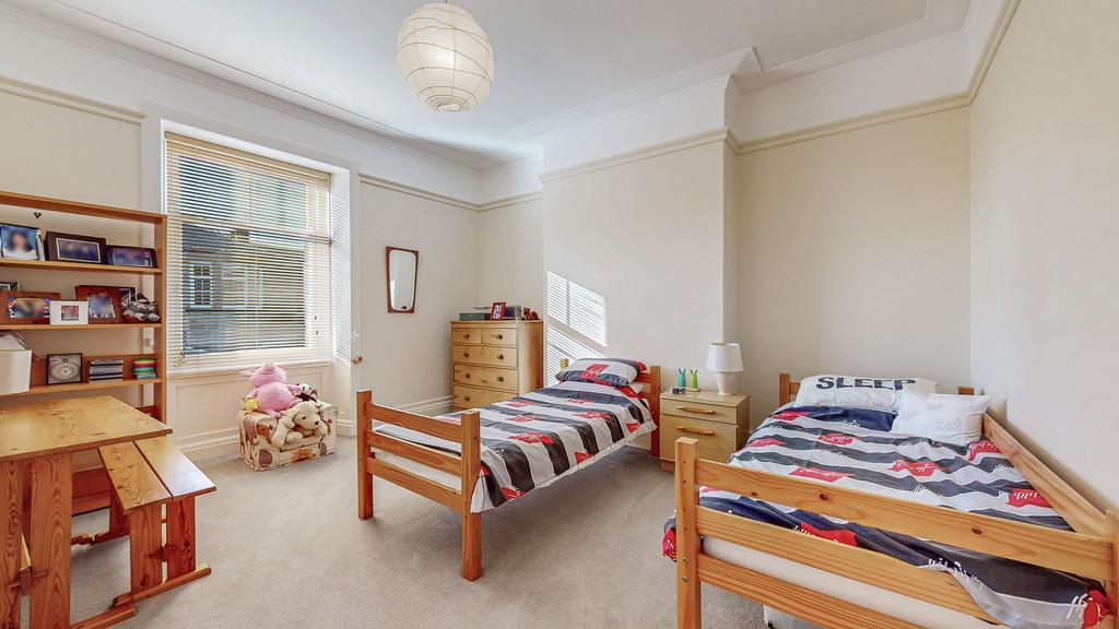 50-print-11 Kirklee Road 58