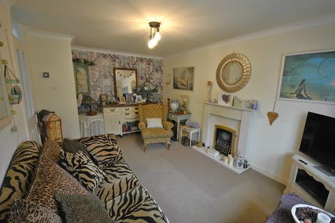 2 bedroom semi-detached bungalow for sale, Saffron Close, Doncaster DN11