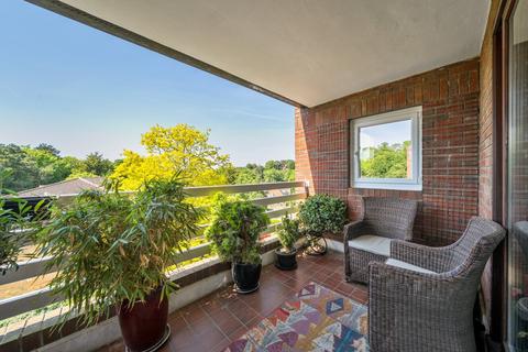 24 Forest Close, Chislehurst, BR7 5QS
