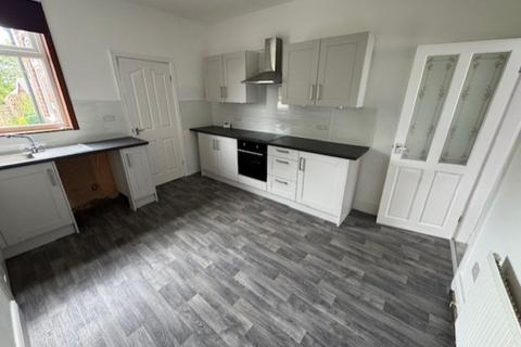 2 bedroom terraced house for sale, George Street, South Hiendley