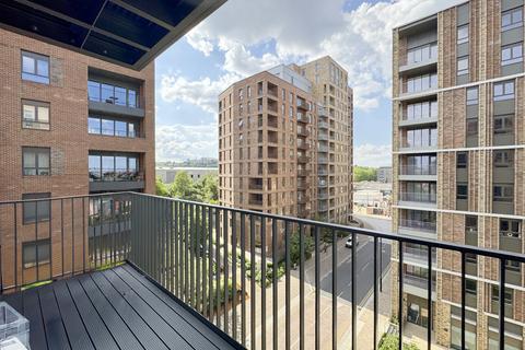2 bedroom apartment to rent, Mary Neuner Road, London N8