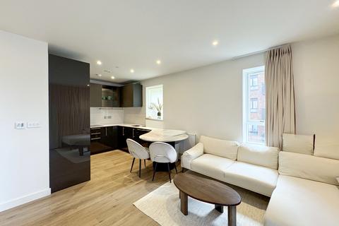 2 bedroom apartment to rent, Mary Neuner Road, London N8