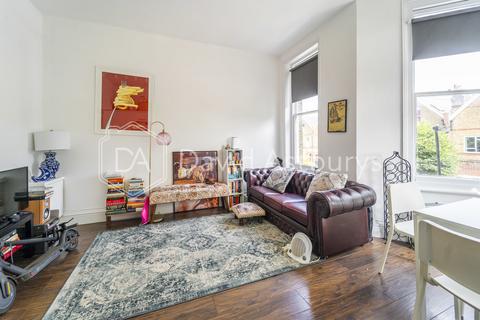1 bedroom apartment to rent, Ossian Road, Couch End, London